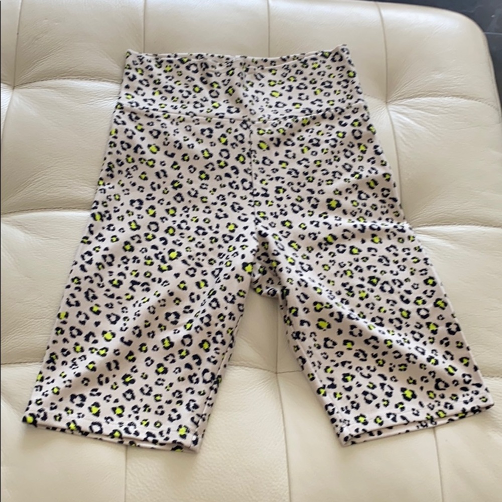 NWT BB dakota leopard biker shorts size small